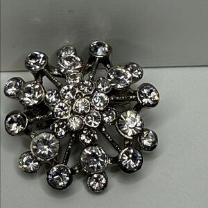Vintage Silver tone rhinestone Cluster starburst pin Brooch